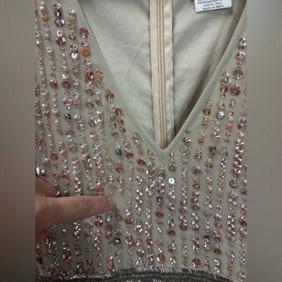 Mac Duggal Nude Sequin Midi Sheath Dress Size 8 Formal $298 Few Missing Sequins - Picture 6 of 10
